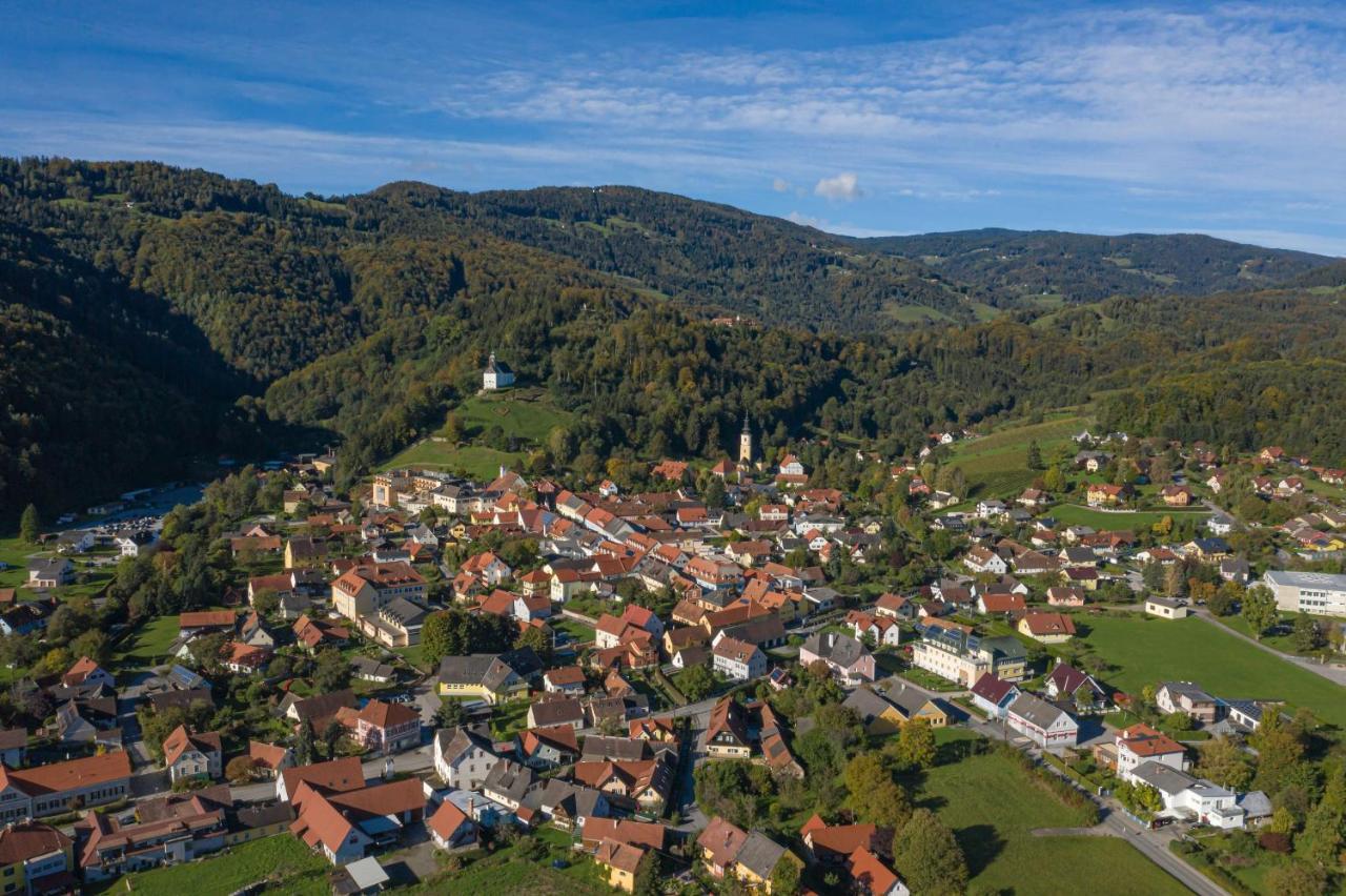 Hotel Restaurant Zum Schwan Schwanberg Exterior foto